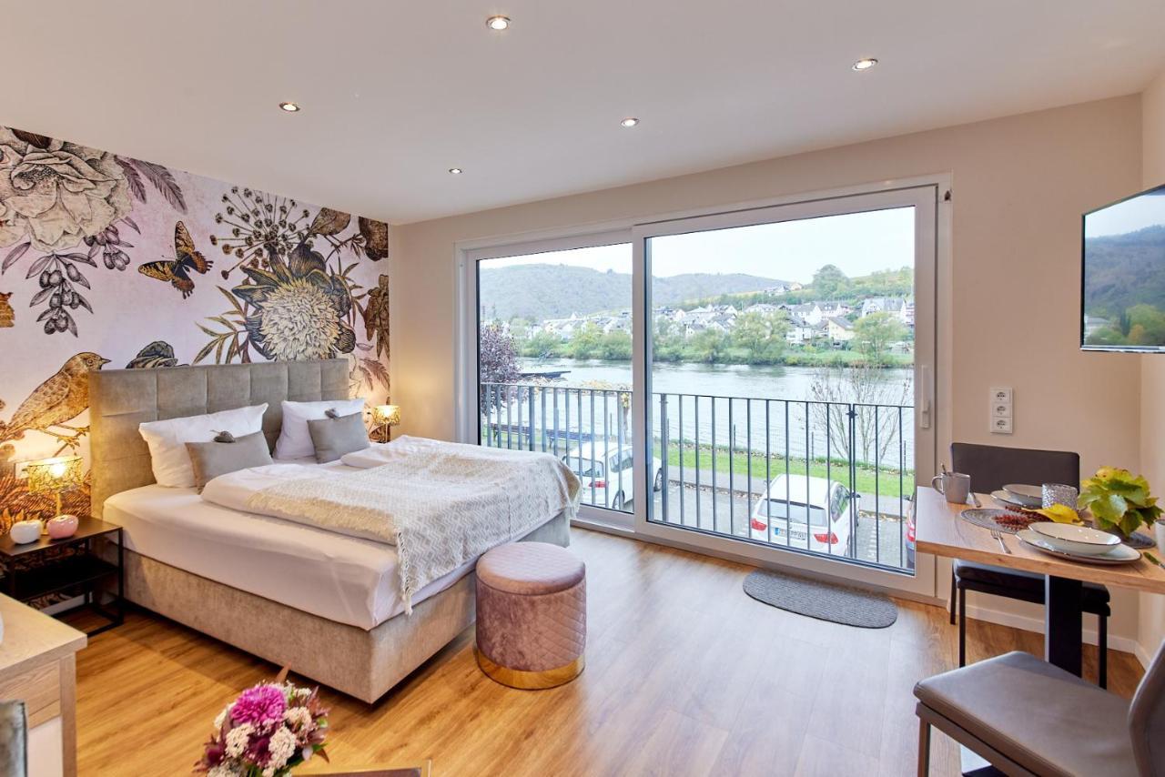 Luxus Apartments Mosel-Zeit Neu 2023 Zell an der Mosel Luaran gambar