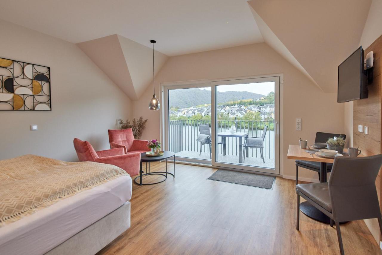 Luxus Apartments Mosel-Zeit Neu 2023 Zell an der Mosel Luaran gambar